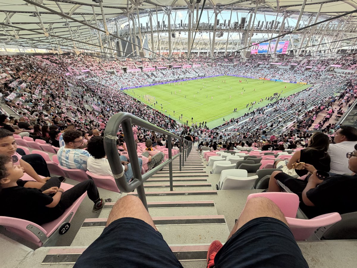 Joel Franco tweet media