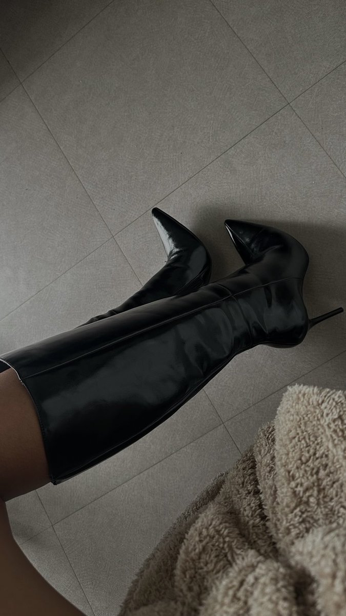 fay quaritch tweet media