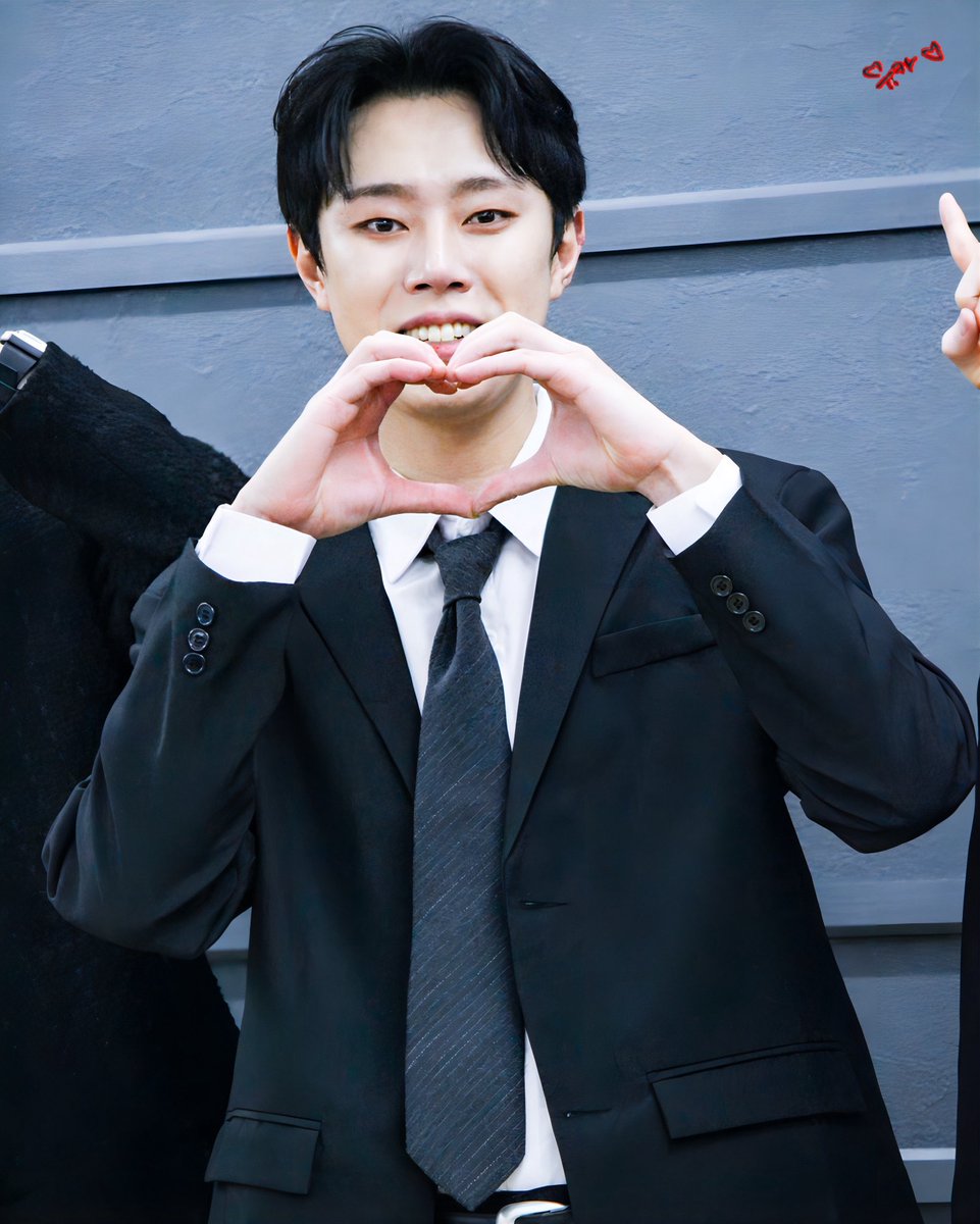 yuka_yjdi's tweet image. 2025.12.24 DREAM SQUARE HALL
📸 포토 타임

#D.I #디아이 #이영준 
#YOUNGJUN #REGUYS