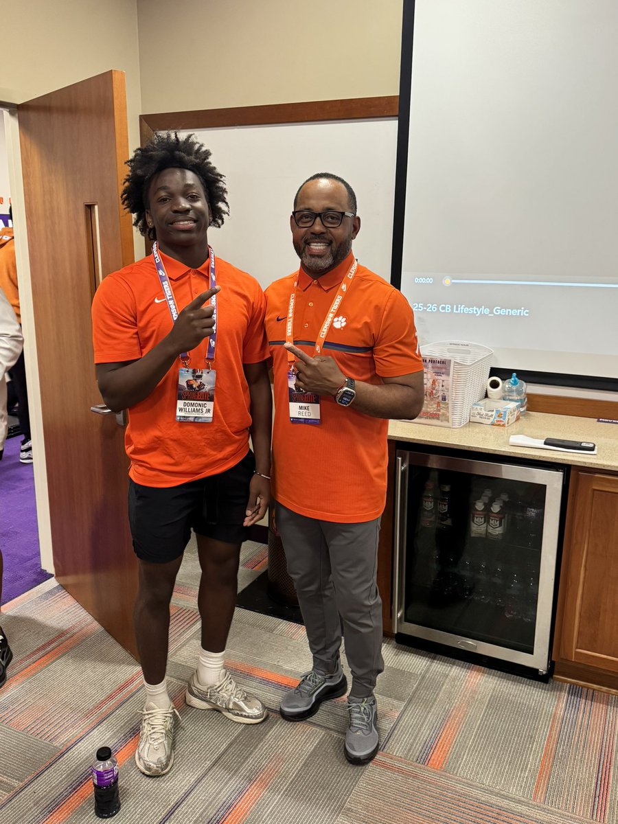 Domonic Williams Jr. ‘28 DB 6’0 190 tweet media