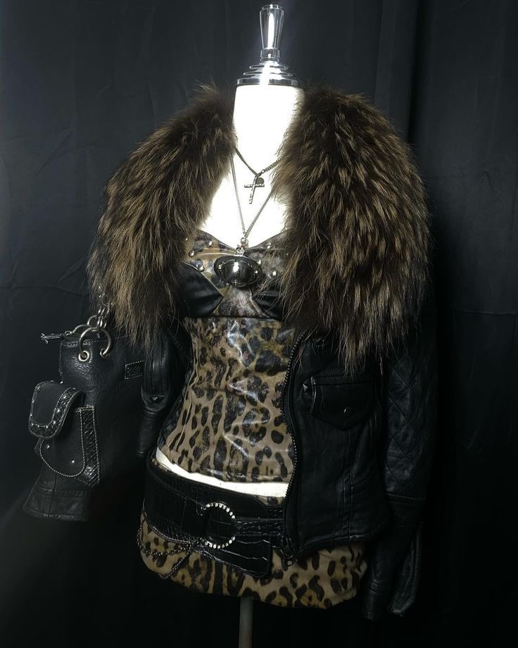 ☥ 𝔡𝔢𝔠𝔞𝔩𝔦𝔲𝔰 ☥ tweet media