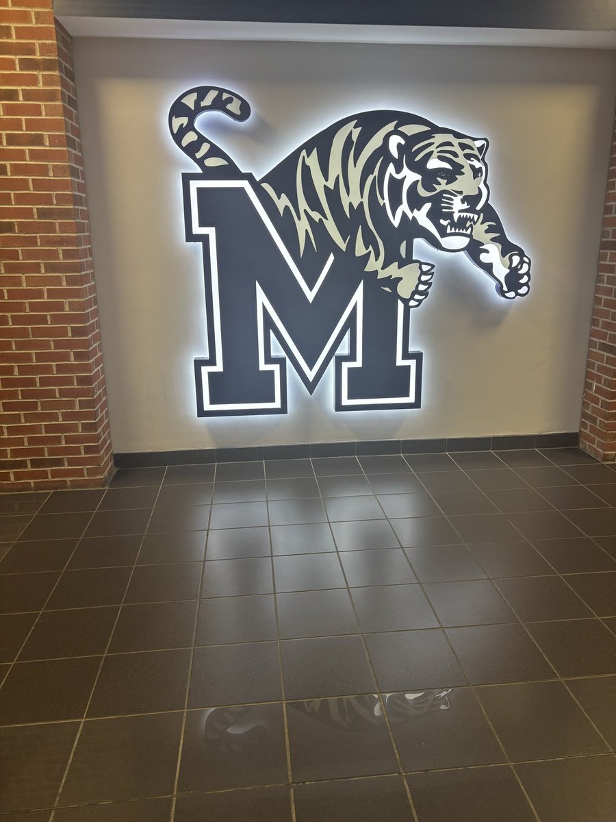 Gavin Hastings 4.5⭐️ tweet media