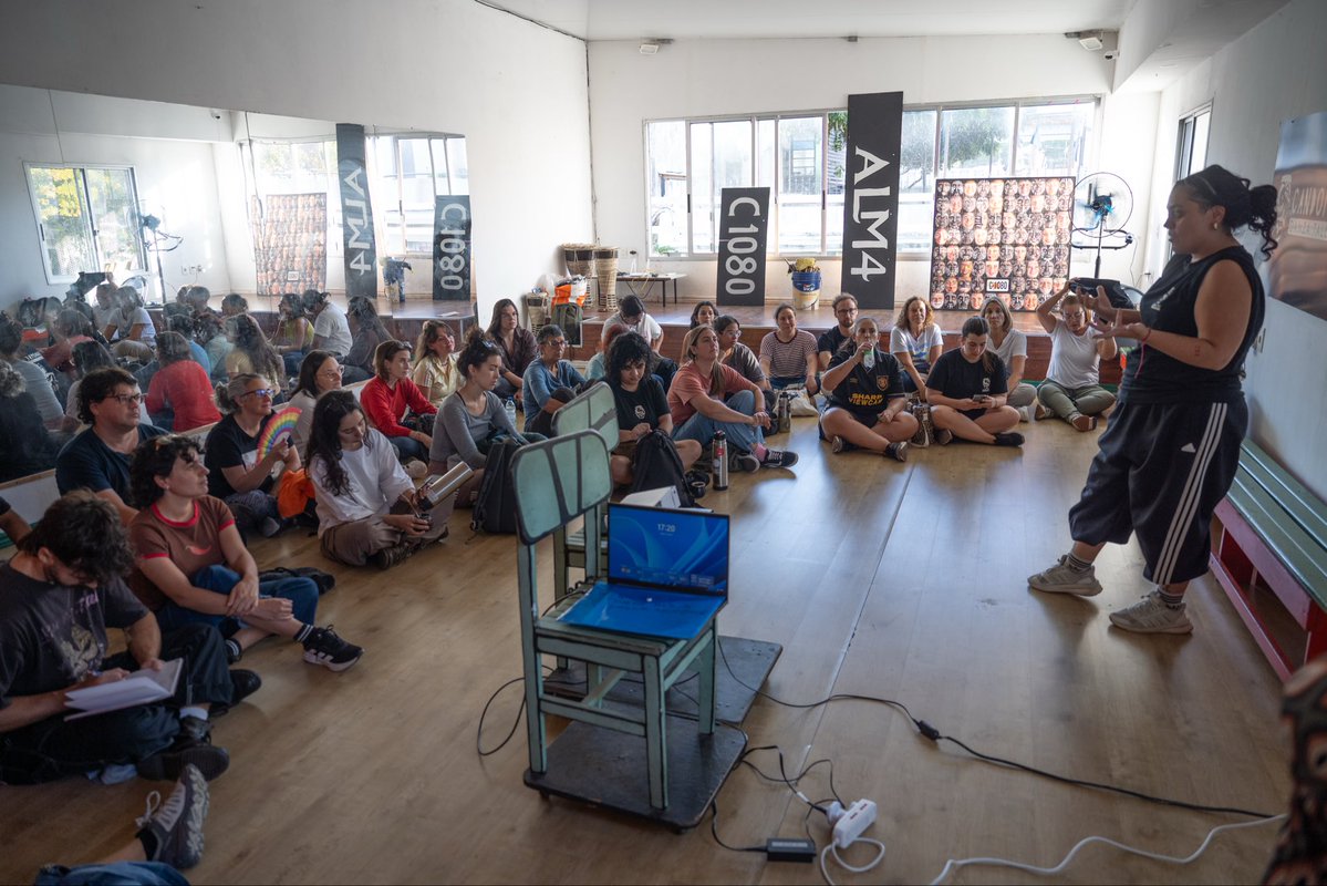 Intendencia de MVD tweet media