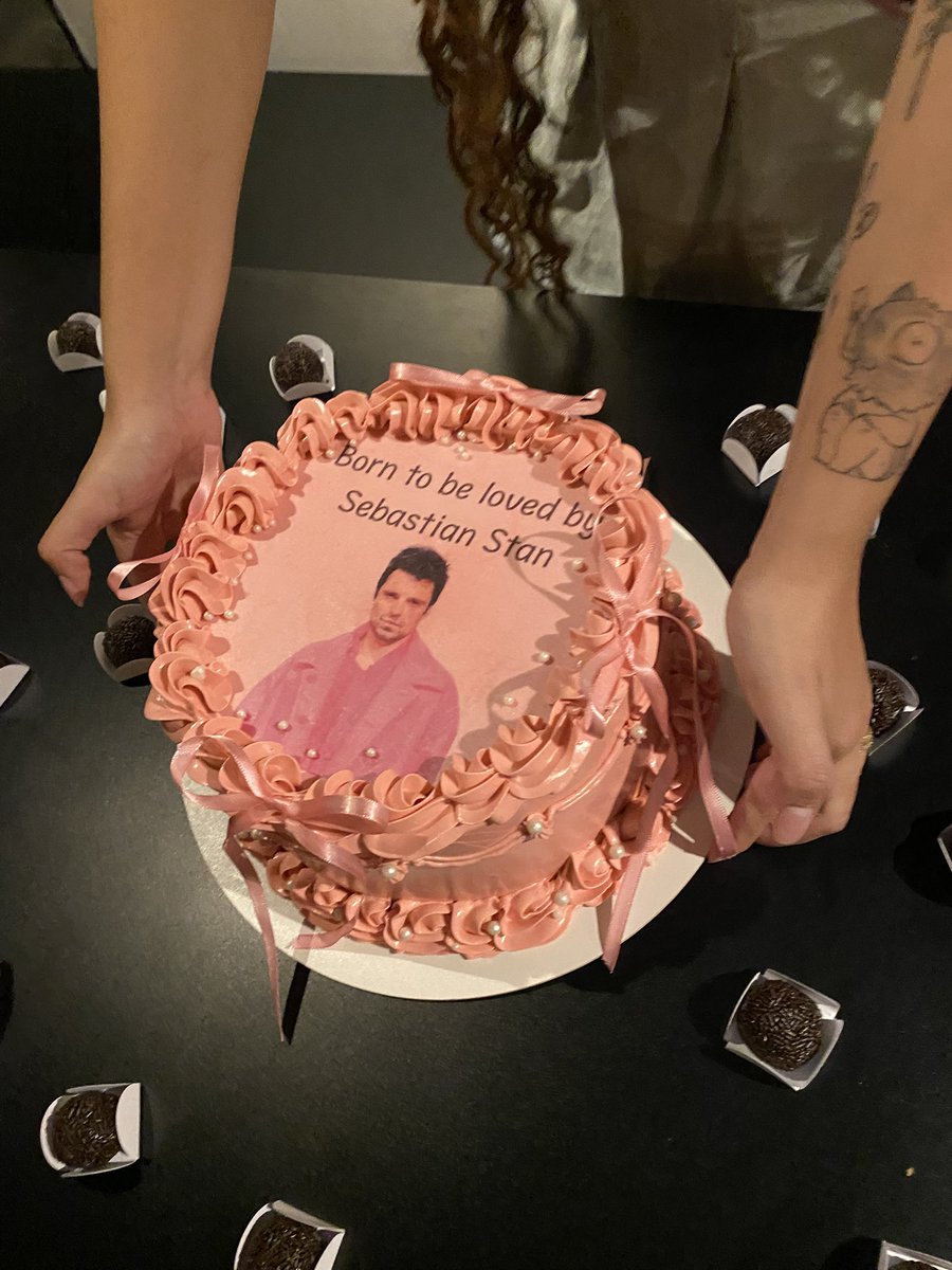 ash⁷ sambuck’s gf tweet media