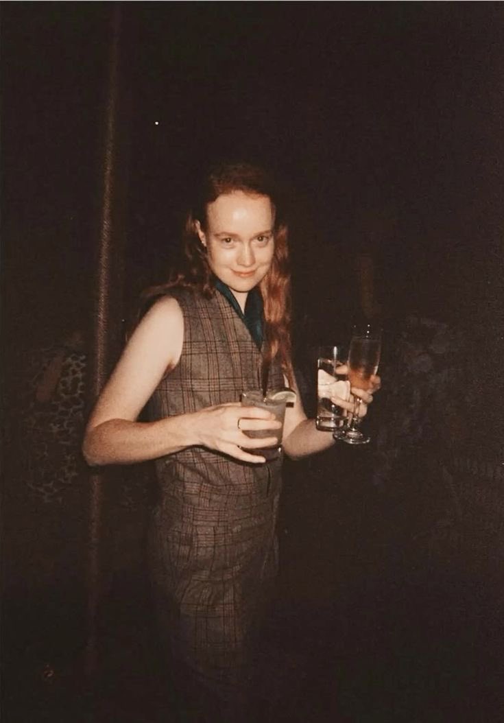 bella ⚢ tweet media