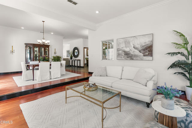 Dream Homes Magazine tweet media