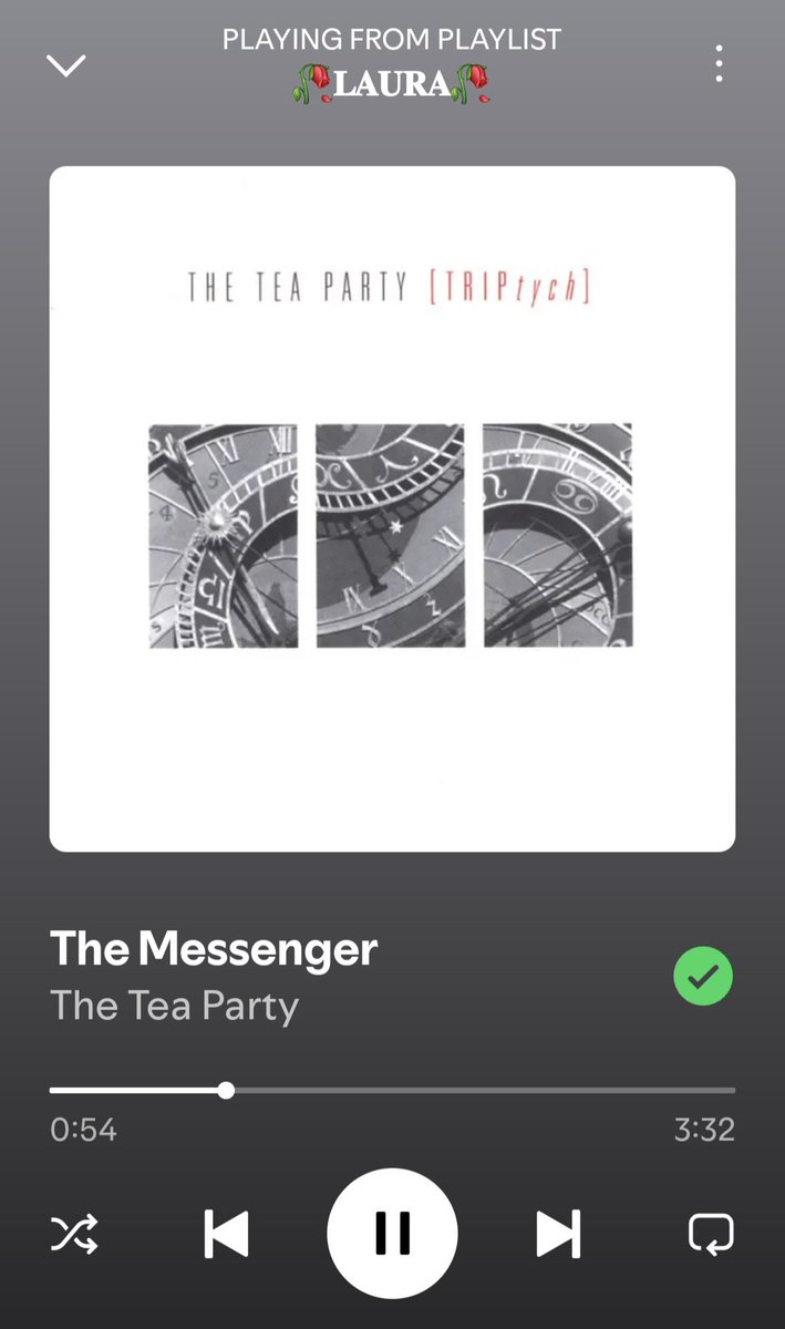 𝔏𝔞𝔲𝔯𝔞 𝔐𝔞𝔯𝔰🥀 tweet media