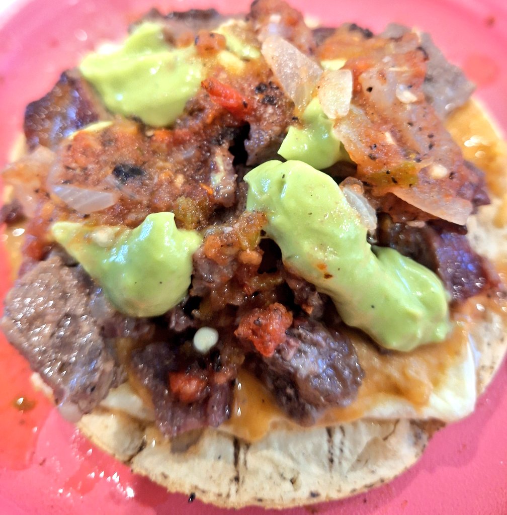 El Pecoso de la Gente tweet media