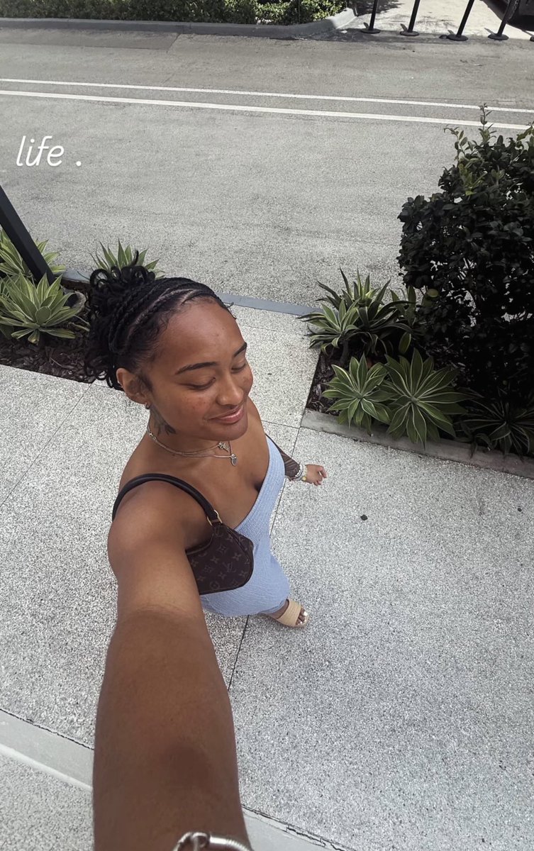 kiks ³₁₅¹⁰ | 404 BARBIE IS HERE 🏀 tweet media