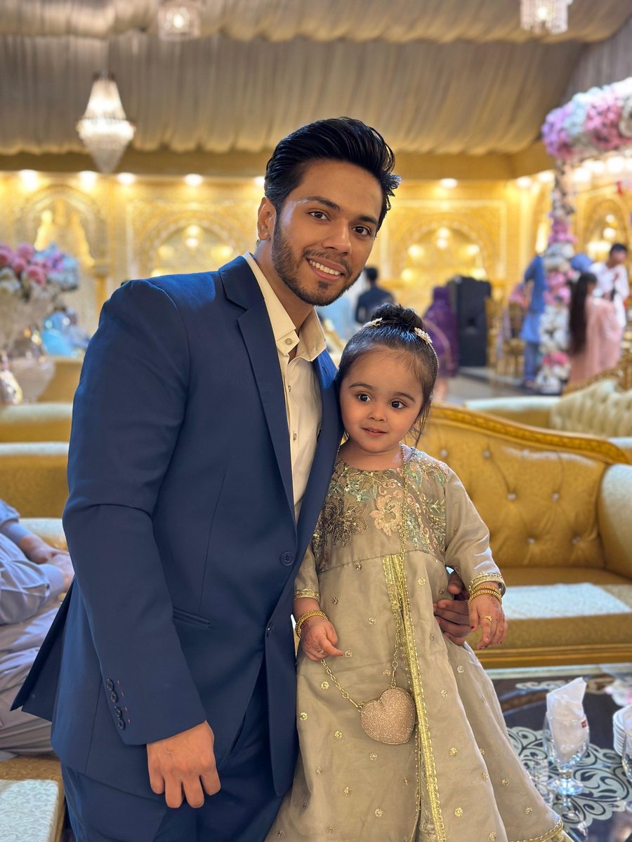 Twis | Arslan Ash tweet media