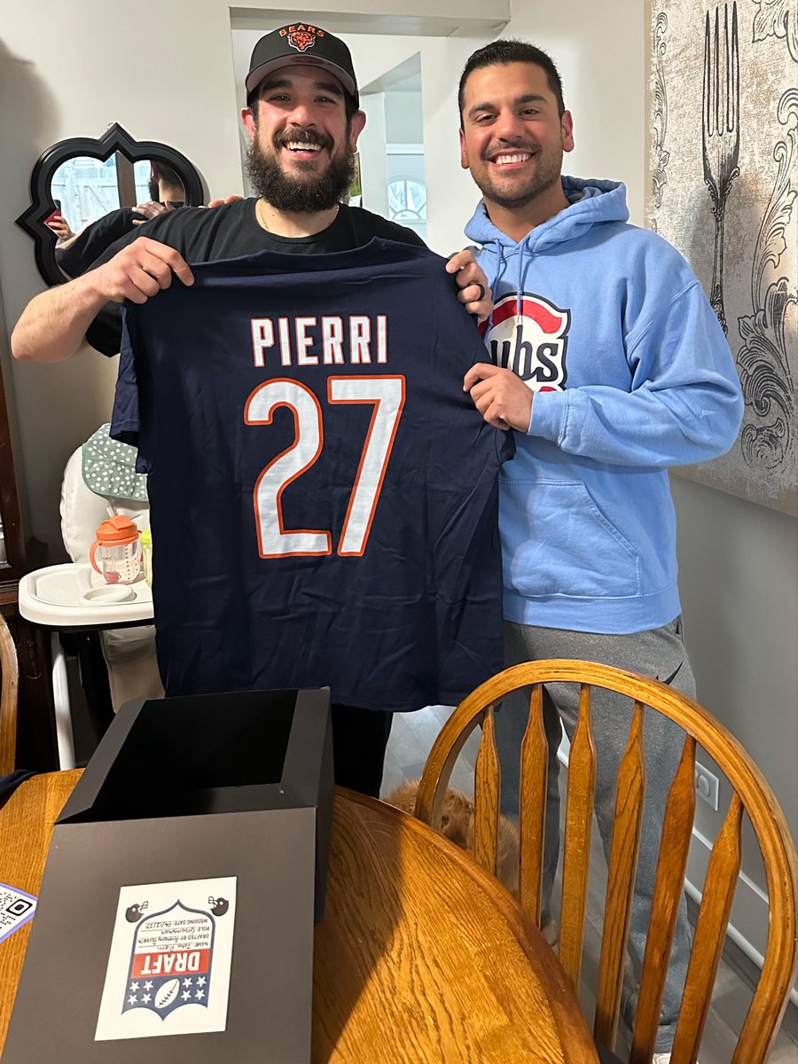 John💬 tweet media