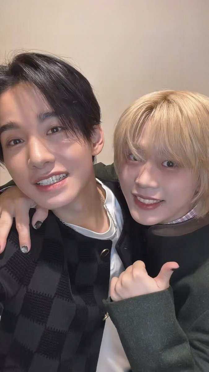 KungChiMaTa's tweet photo. Aichizu are cute too 🤎💜 https://t.co/s4X29xuqYv