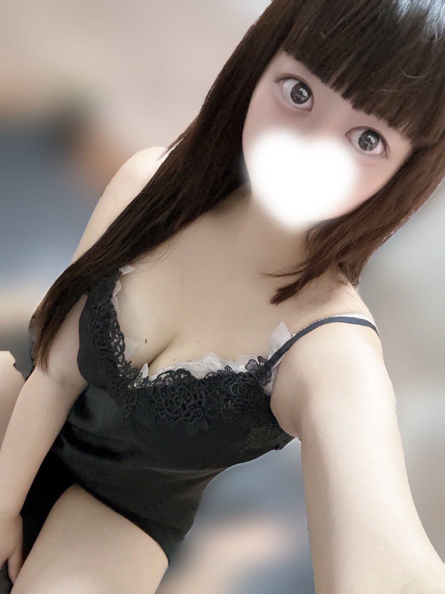 774spa's tweet photo. 紳士各位

確かな施術

　豊満なボディ

愛嬌と品格を兼ね揃えたセラピストの入店

　　　　　　　　双葉るり@774spa_ruri https://t.co/zfVjI9jjpR