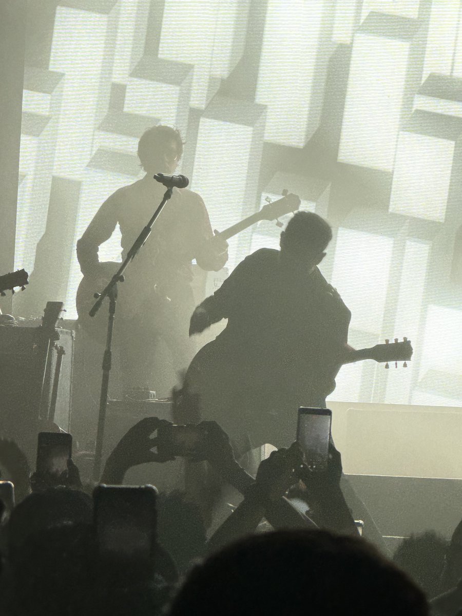 Hermosa noche de Los Bunkers en Niceto. Qué gran banda