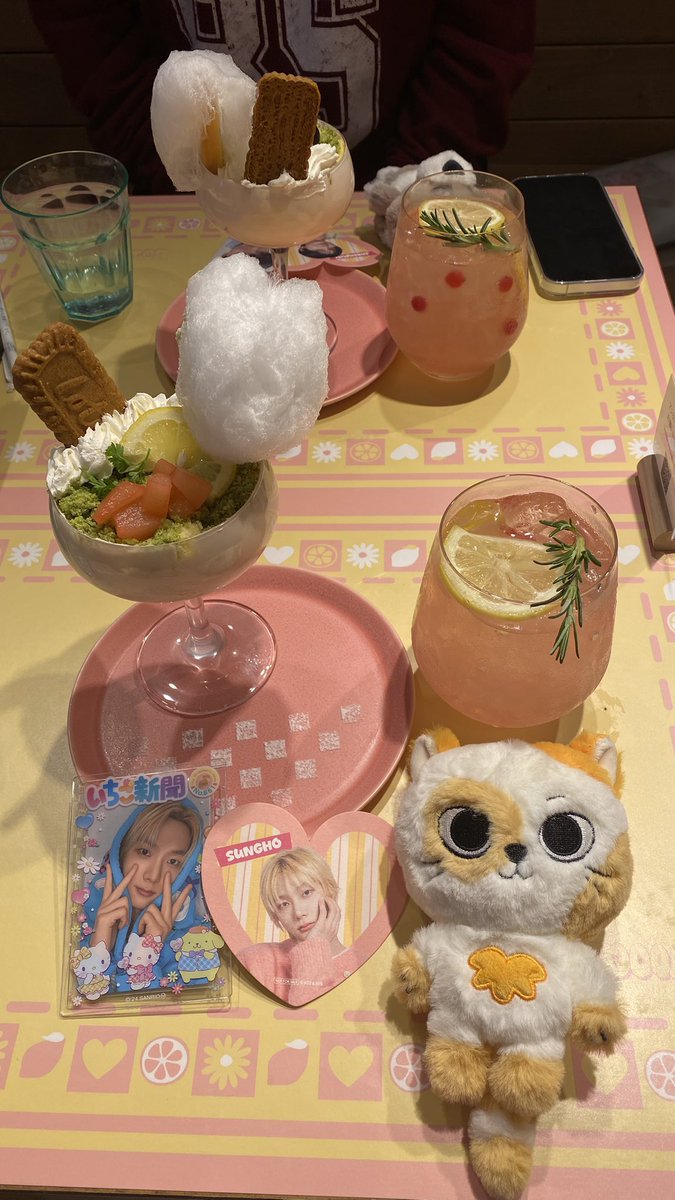 しーだ tweet media