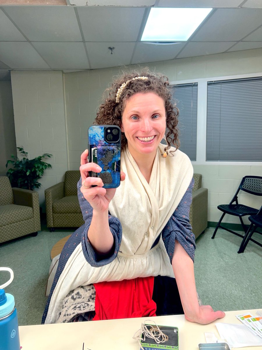 HistoryAtPlay's tweet image. Post-performance @stccspringfield . @nationalparkservice @springfieldarmoryinc @springfieldarmorynhs #livinghistory #historylovers #theatre #historymakers #historyinthemaking #historyatplay #history #makehistory #revolution #america250 #paulrevere #rachelrevere #18thcentury