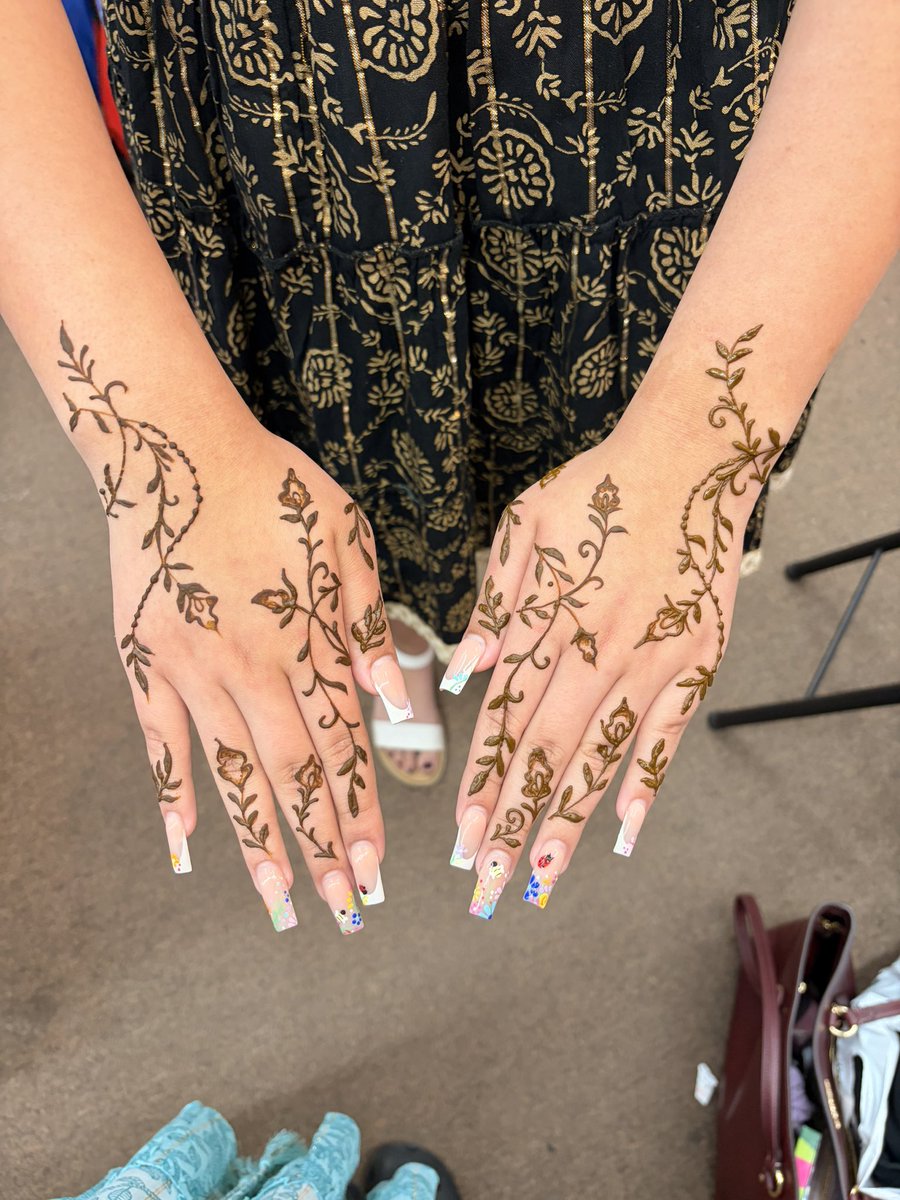 Got henna 2day :)