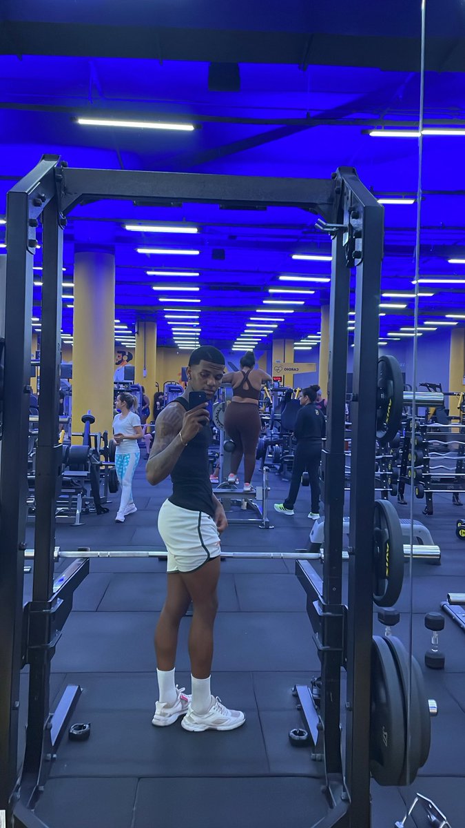 insta:sou_lcsilvaa tweet media