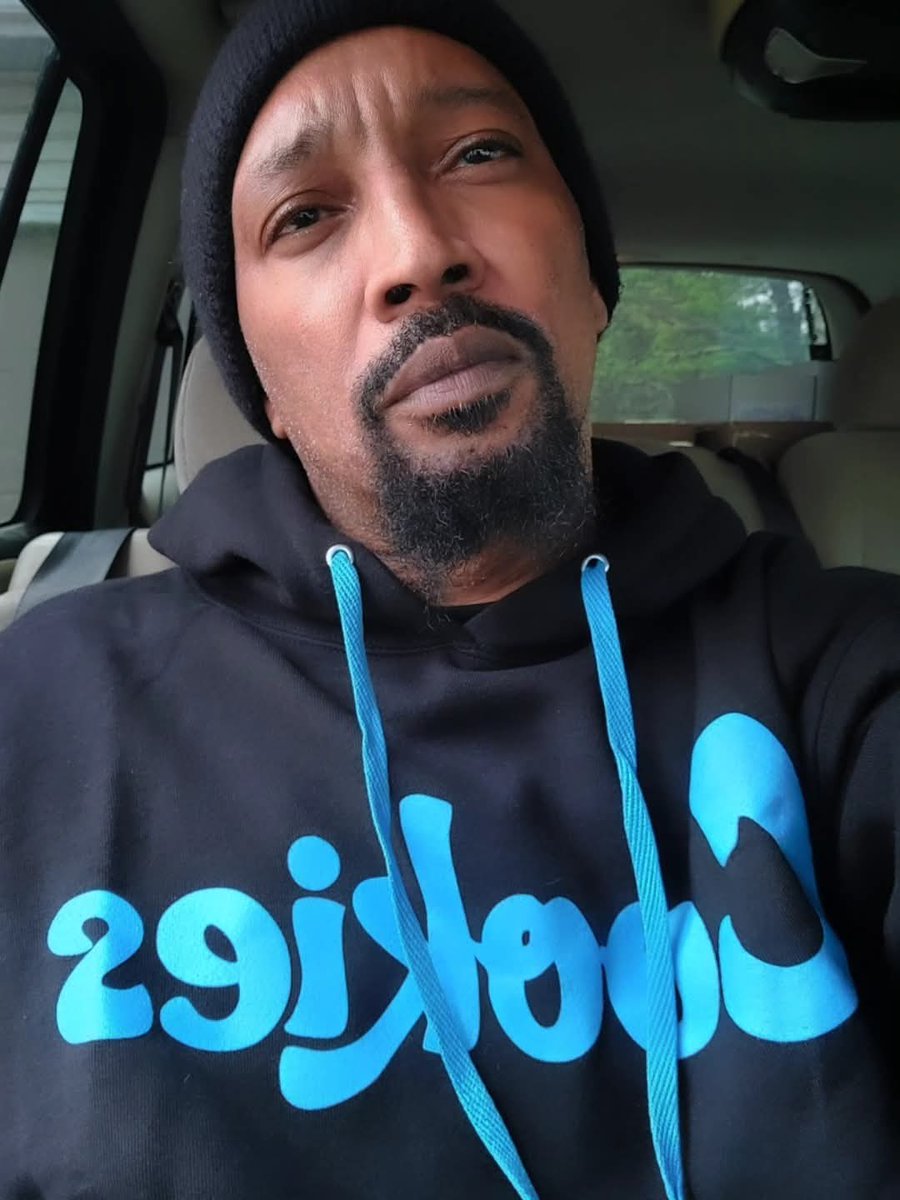 SOCIALMENACE's tweet photo. New Cookies merch up on https://t.co/EwbQPOMF7V https://t.co/sTdbHELyKh