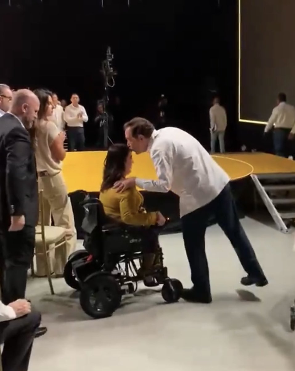 LaHistoria tweet media