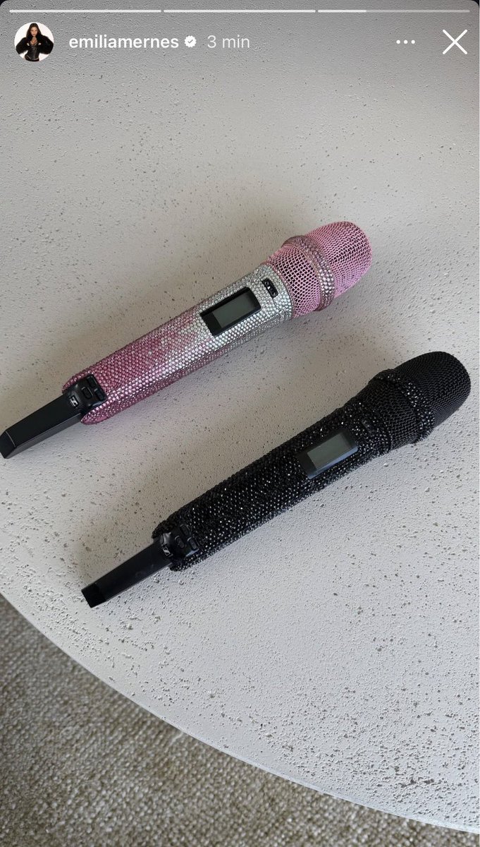 Emilia Mernes Data tweet media