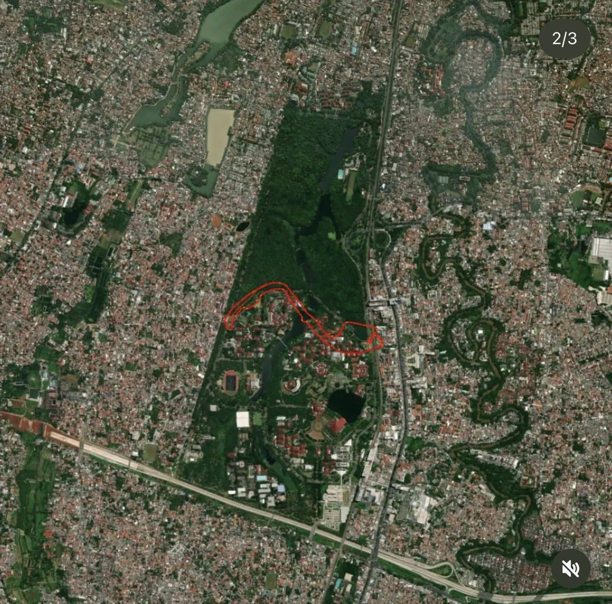 ₛₕₐ🏎️🙂‍↔️ tweet media