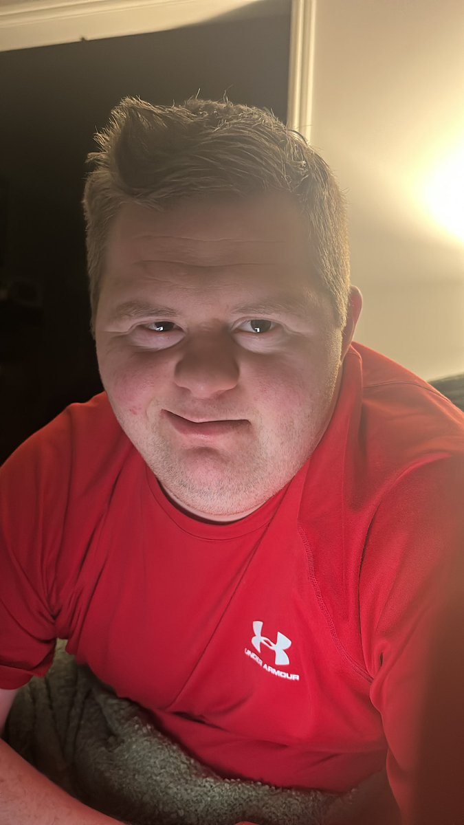 Julie Watts tweet media