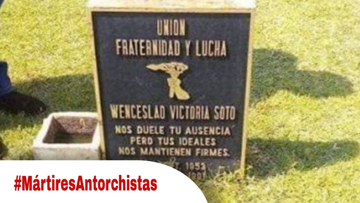 ItzelRojas33's tweet photo. 35 Aniversario luctuoso del biólogo Wenceslao Victoria Soto y los martires Antorchistas de Michoacán. Hombres y mujeres que dieron la vida por mejorar las condiciones del pueblo trabajador.

#MártiresAntorchistas https://t.co/XnAM0lGhpD