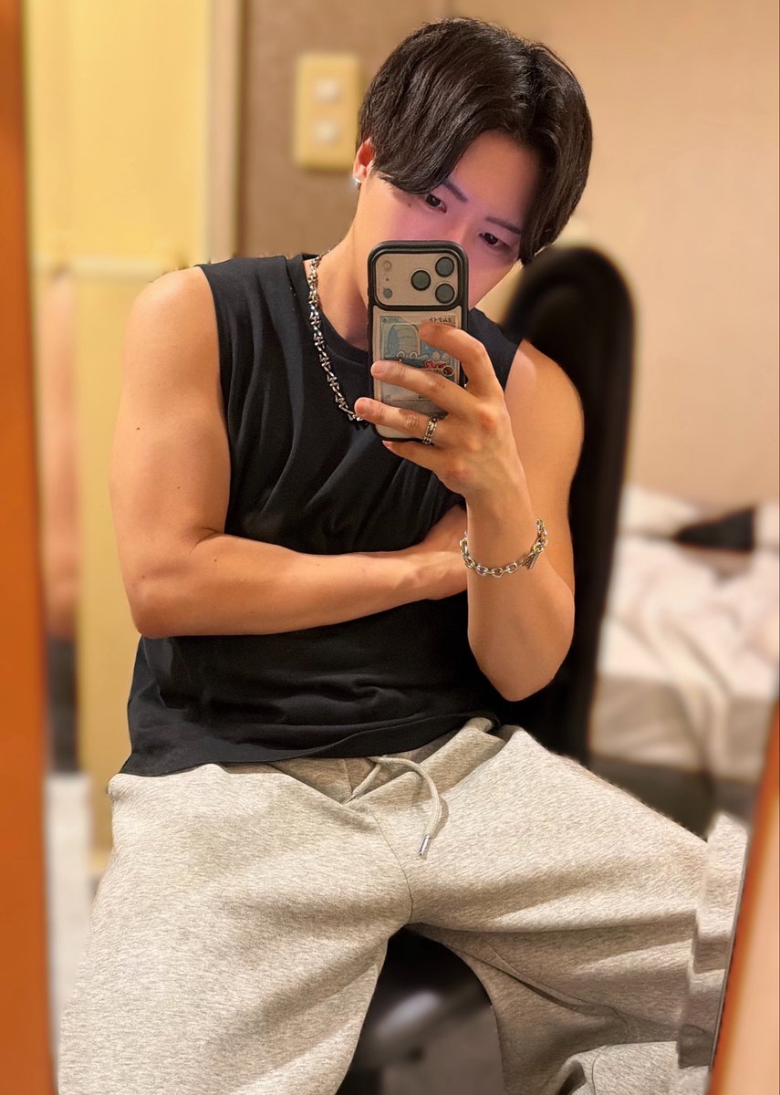 りょーた tweet media