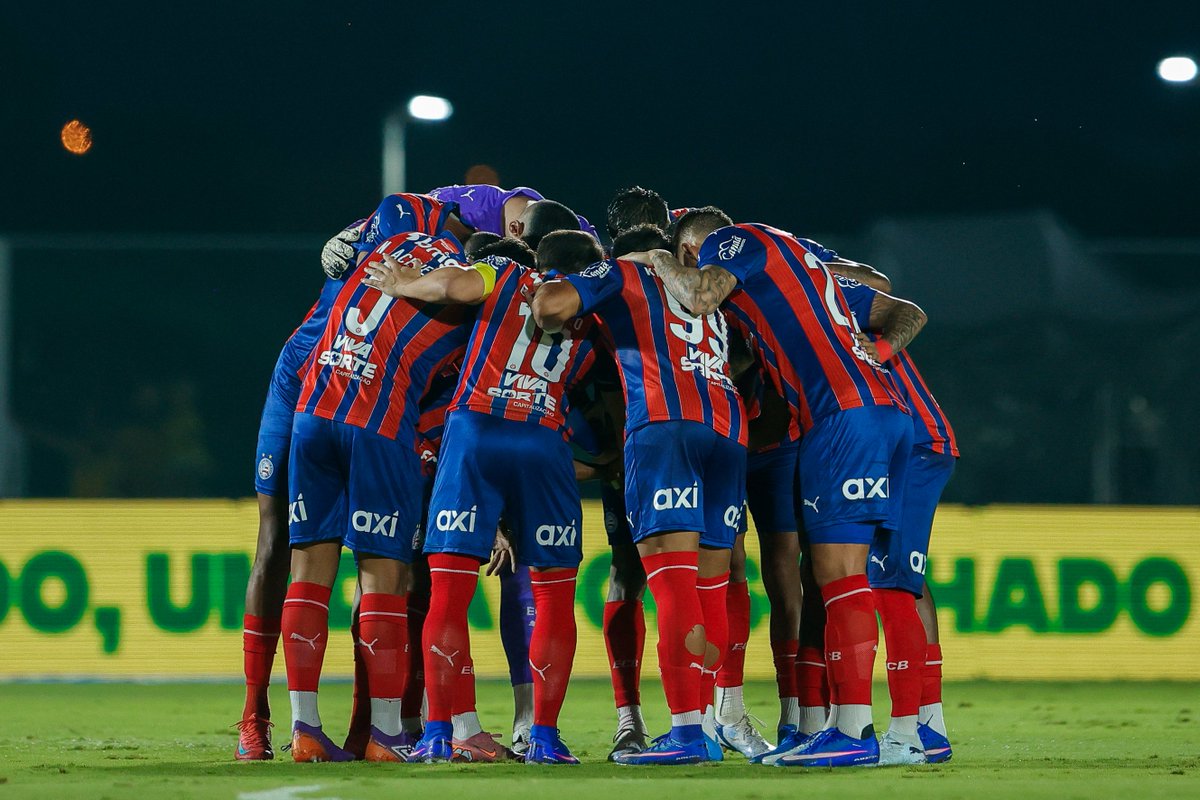 🔎 O @ECBahia é o melhor visitante do <a href="/Brasileirao/">Brasileirão Betano</a> 2026! 🔥🔥

⚔️ 5 jogos
🚥 4V - 0E - 1D (!)
📊 80.0% aproveitamento (!)
⚽️ 7 gols
🚫 6 gols sofridos
🥅 8 grandes chances
👟 7.3 finalizações p/ marcar gol (!)
⚠️ 14.8 finalizações p/ sofrer gol (!)
⏳ 49.2% posse de bola