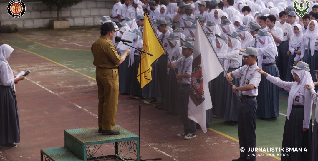 Osemsmanpat's tweet photo. Alhamdulillah pada hari Senin tanggal 29 September 2025, Pengurus OSIS MPK dan Ketua Ekstrakurikuler SMAN 4 Sukabumi telah melaksanakan kegiatan Pengukuhan. https://t.co/EBLxmzvHHw