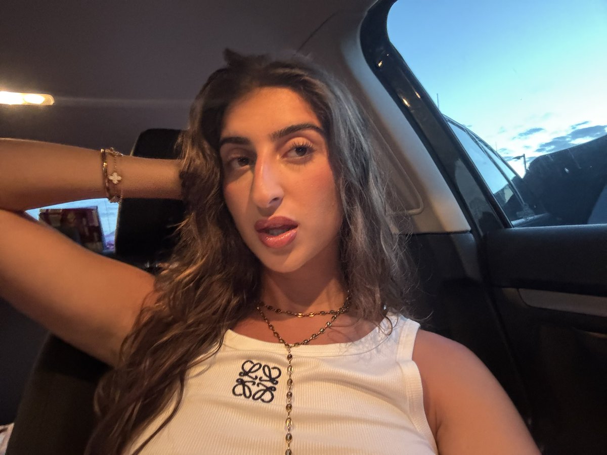 Princess Zara tweet media