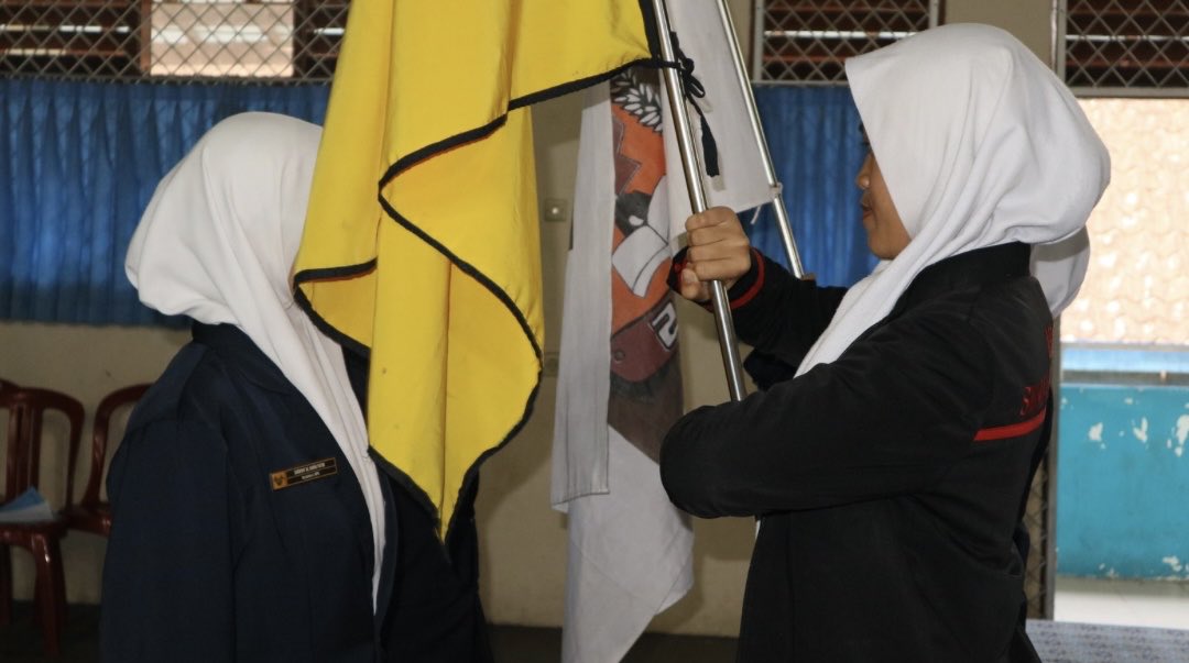 Osemsmanpat's tweet photo. Alhamdulillah pada hari Jum'at 26 September 2025, Pengurus OSIS MPK SMAN 4 Sukabumi telah melaksanakan kegiatan Serah Terima Jabatan (Sertijab). https://t.co/5imRl5C57J