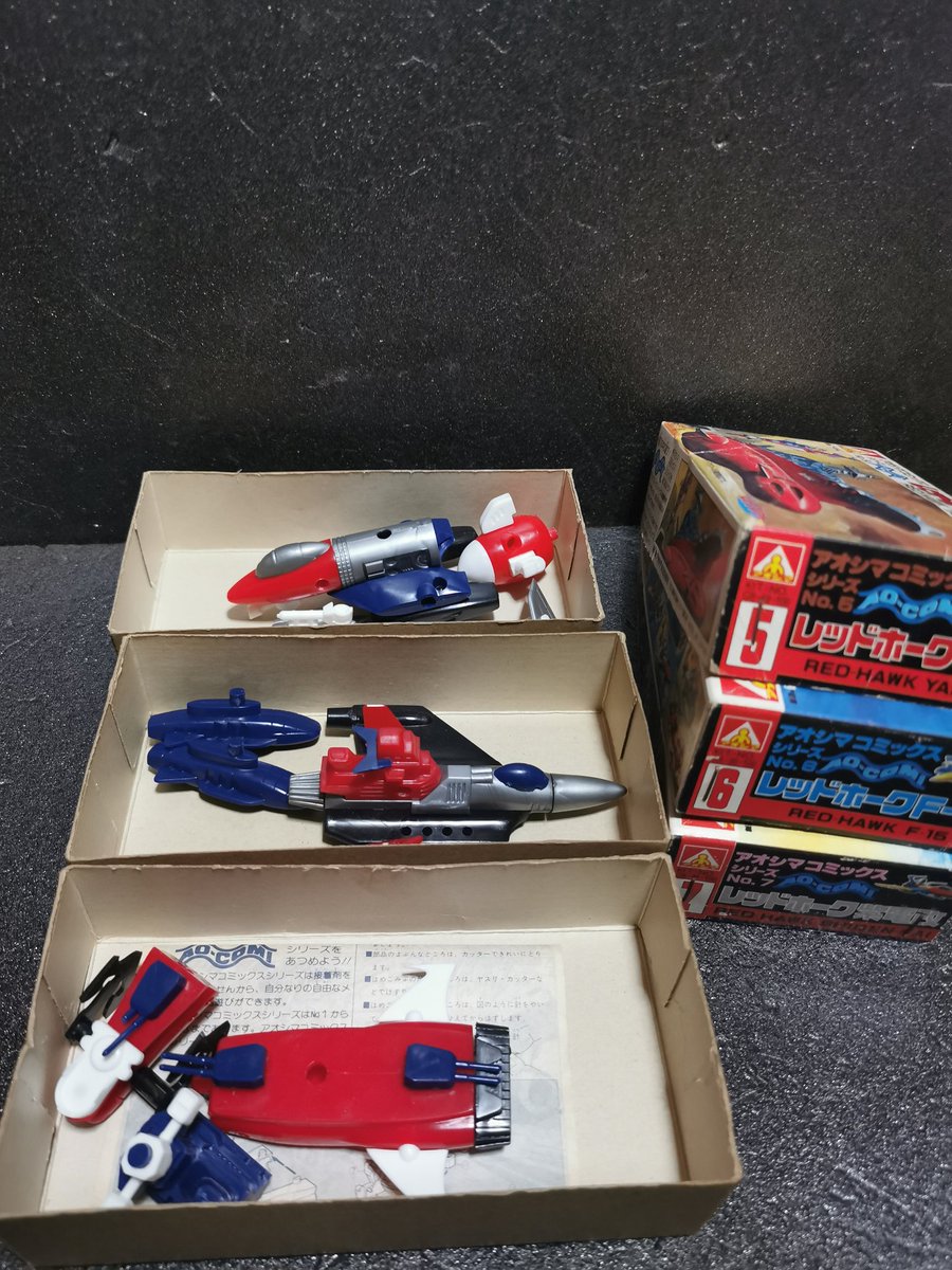 武士道=参式改（日本十大家紋鷹羽) tweet media