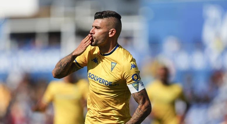 Rookie to Legend tweet media