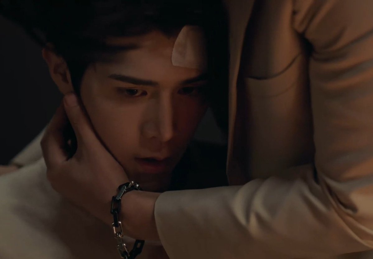 Dxxa2424's tweet image. Did I cry? Yes
Did I repeat the scene 7 times? Yes

Another scene of FortPeat that I'll cherish with my whole heart.

#FortPeat 
#Yesterday