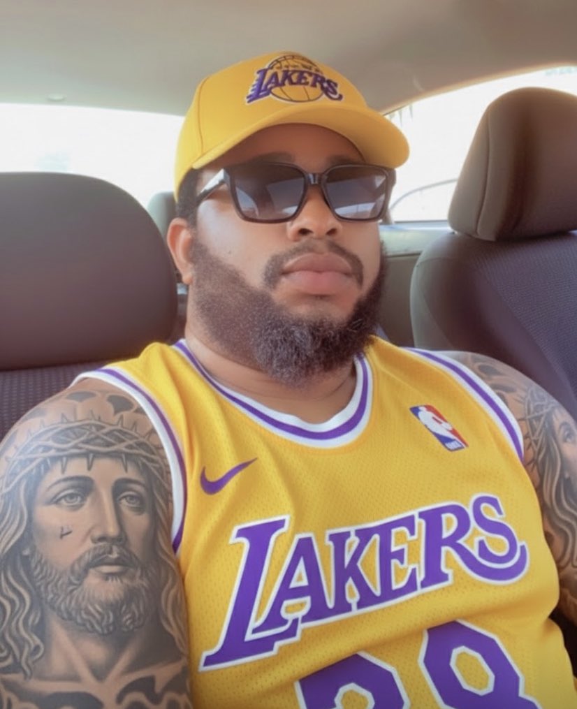 Extraterrestrial tweet media