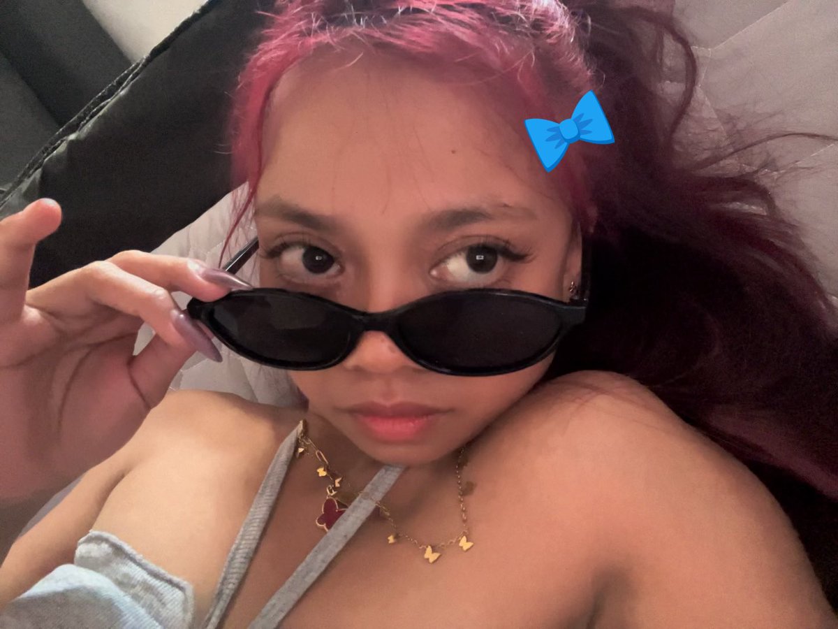 Cyine the little trouble ~ tweet media