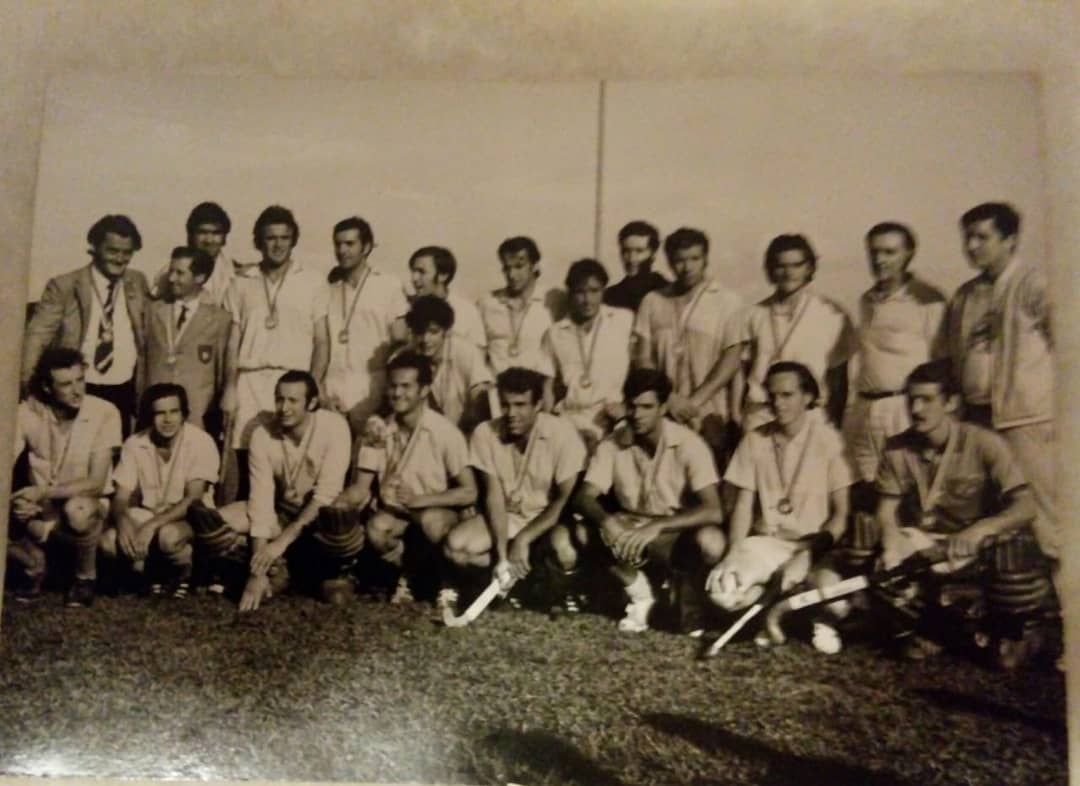 olimpia_argenta's tweet photo. #UnDiaComoHoy 🎂11 de abril, nacieron los olímpicos 🇦🇷

🤽‍♂️Ladislao Szabo 🇭🇺🇦🇷(1923) #Londres48 y #Helsinki52
🏊‍♂️Marcelo Trabucco (1934) #Helsinki52
🚣‍♂️Alberto Demiddi (1944) #Tokio64 📄#Mexico68🥉y #Munich72 🥈
🏑Flavio de Giacomi (1950) #Munich72 y #Montreal76 🥈 https://t.co/gbtgjH8qJk