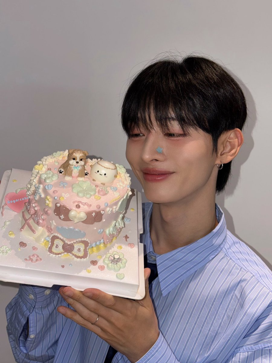 윤개왈 tweet media