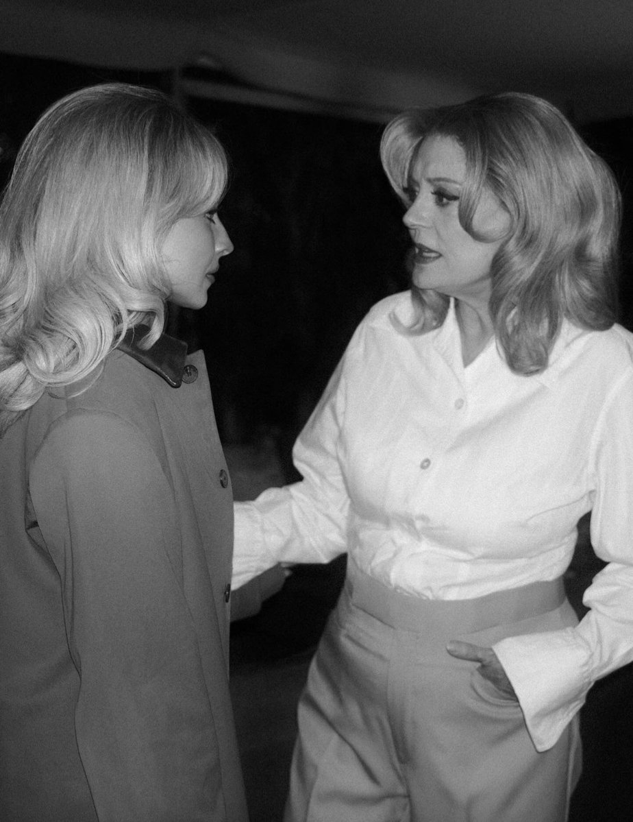 Sr. de Pfeiffer tweet media