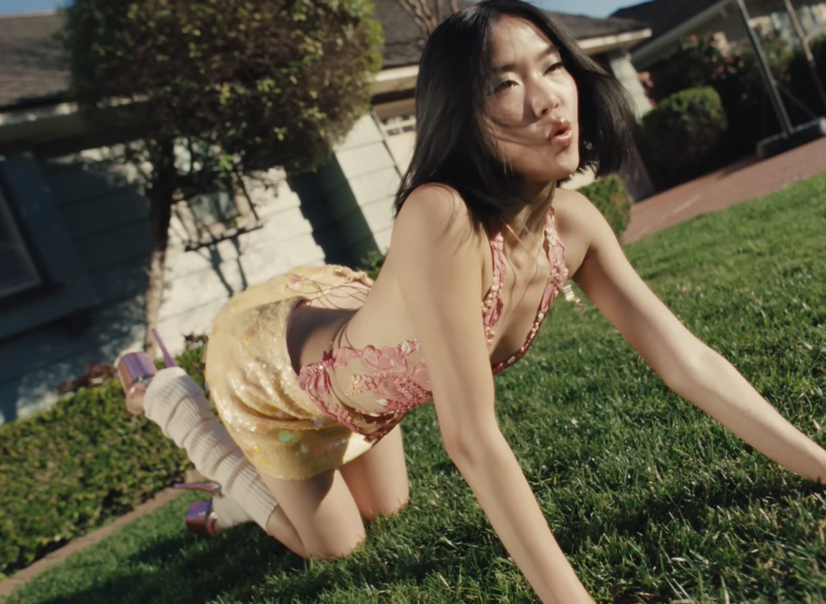 KARLEE GIRL CHART UPDATES tweet media