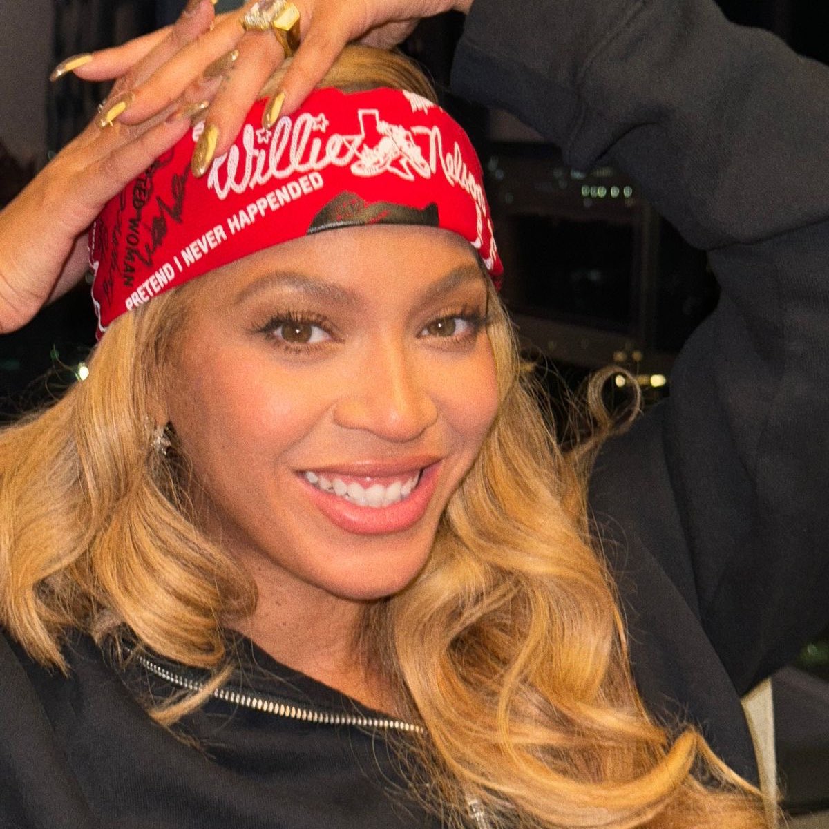 yonce loops tweet media