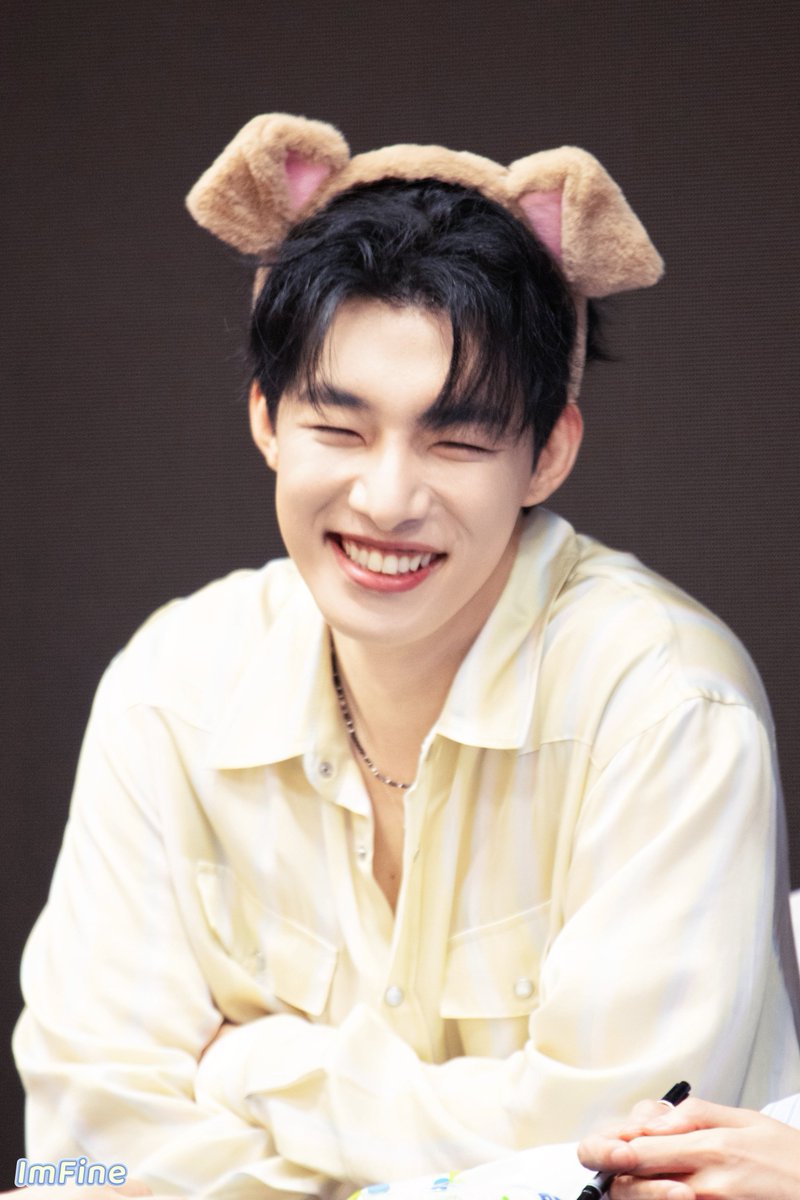 ImFineThxUADU tweet media