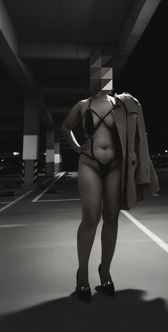 Slutwife Rosa Pham💋♠️ tweet media
