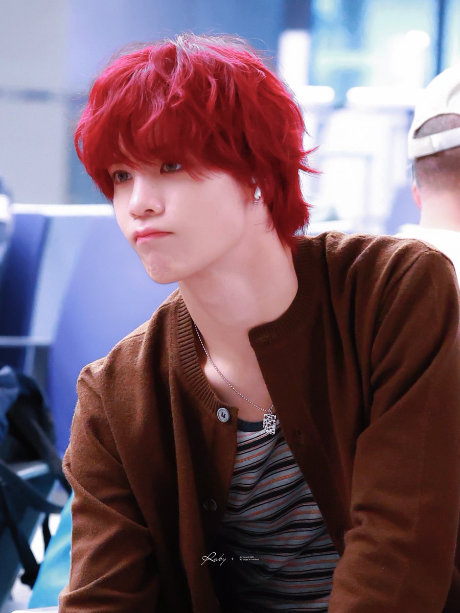 260412 SHA￼🥱

#NouerA #POP_IT_LIKE #누에라 #ヌエラ
#판 #ファン #陈炳帆 #FAN <a href="/nouera_official/">NouerA</a>