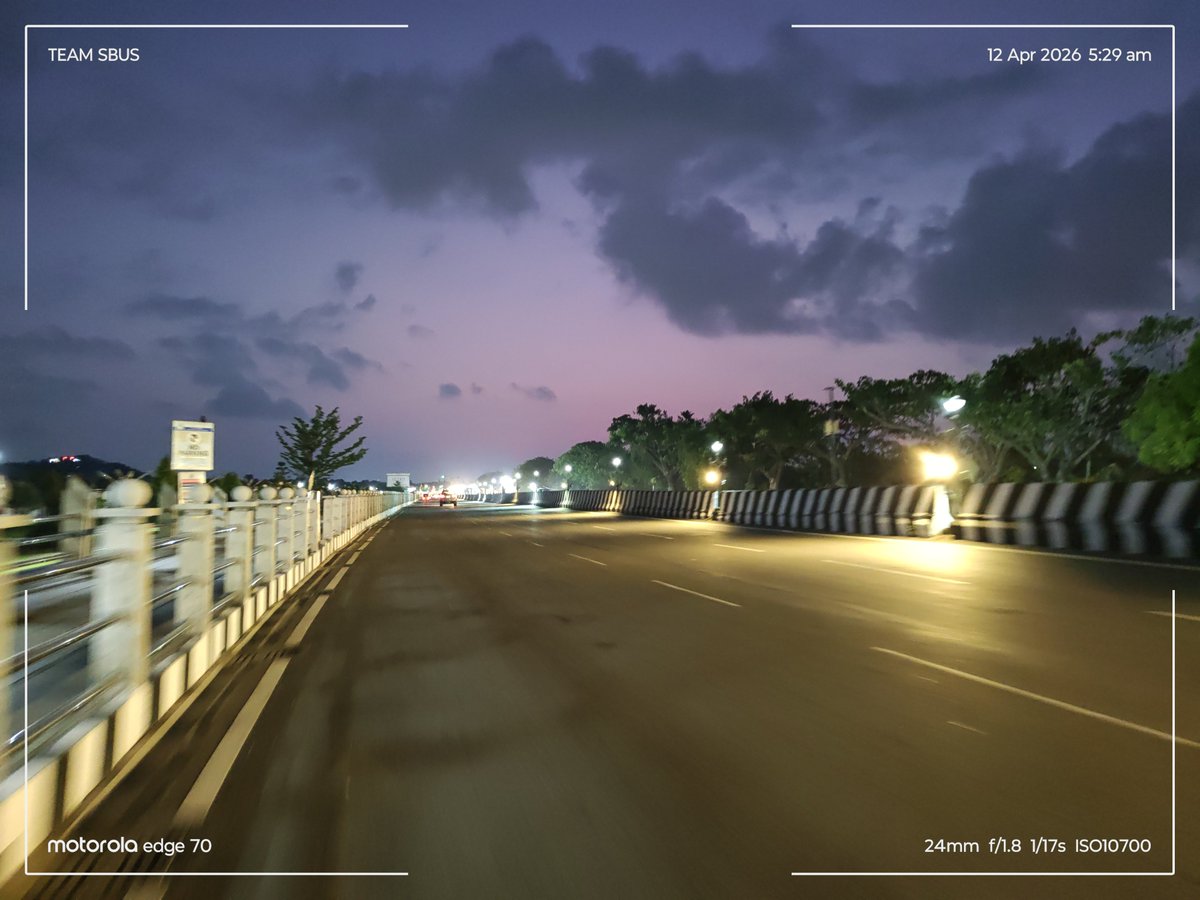 Siva_Bharani's tweet image. Shot on #Motorola #MotoEdge70 #NoEdit 

Shutter speed mattum innum fast ah irundha avalavu dhan