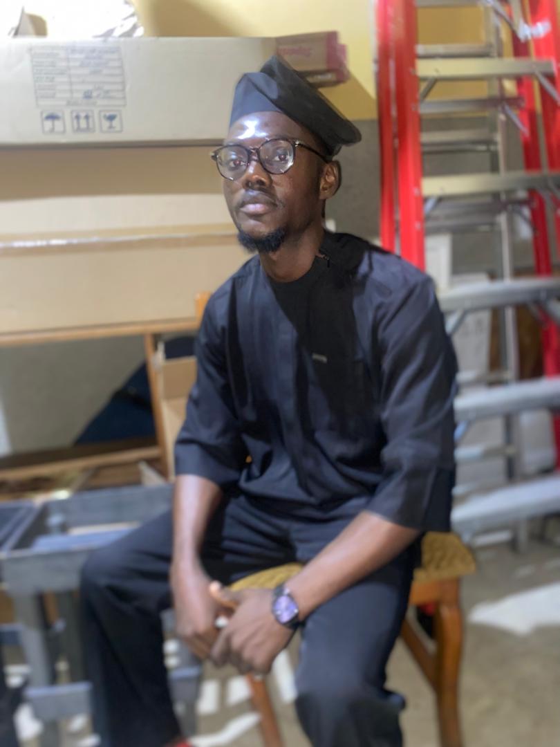 James magnify tweet media