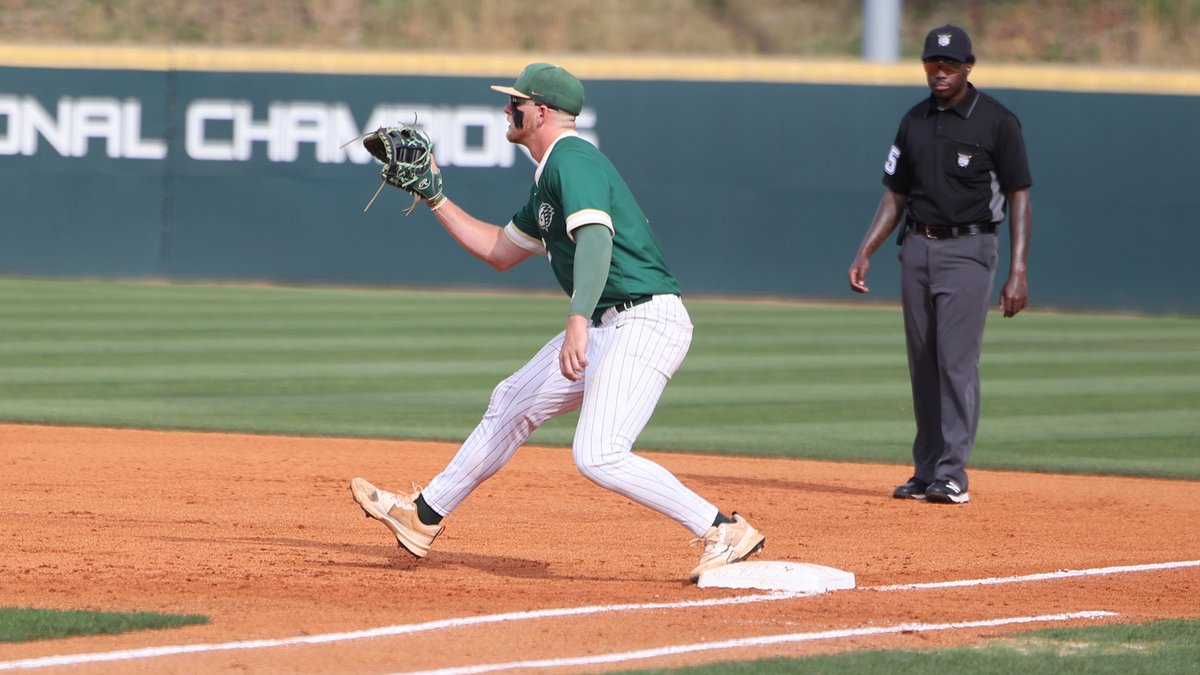 GGC_Baseball's tweet image. Baseball Scores 39 Runs in Doubleheader Sweep. Grizzlies hit four home runs in both games.

📰 - tinyurl.com/mrb7tfv2

#ClawsOut