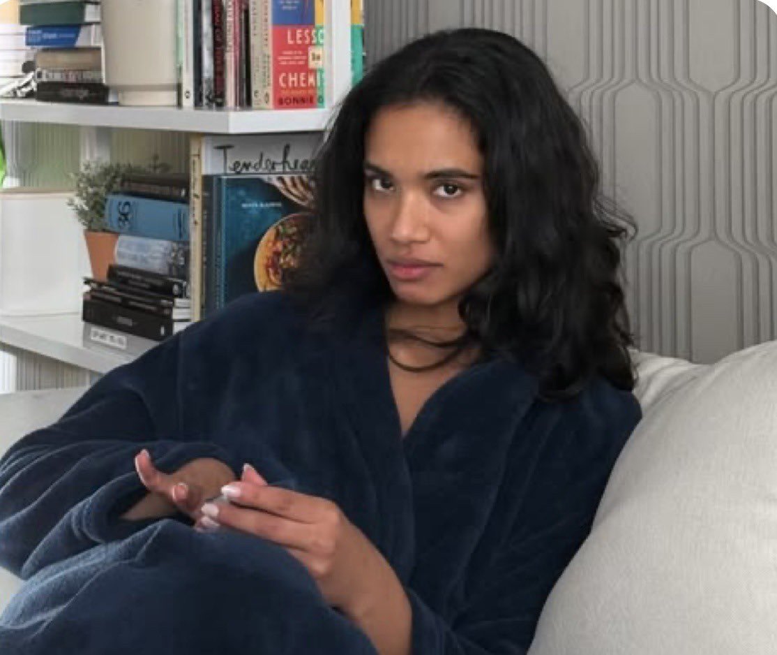 tarzella is 👌🏽OK at drawing tweet media